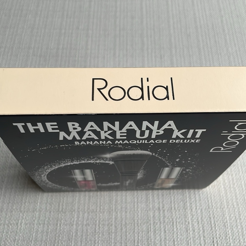 Rodial Banana Makeup Kit - Picture 4 of 8